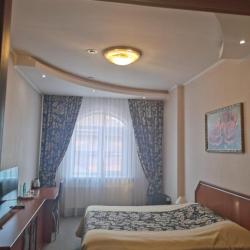 Номер люкс с 1 двуспальной кроватью #5, 10