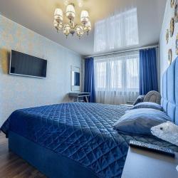 Фото Отель Трёхкомнатная квартира на Краснозвёздной улице 31