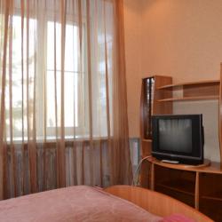 Номер полулюкс с 1 двуспальной кроватью (с завтраком)