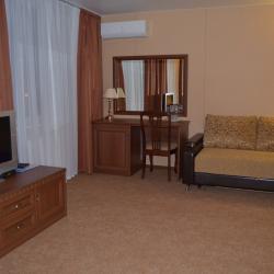 Номер студия с 1 двуспальной кроватью