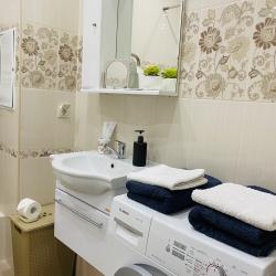 Фото Апартаменты на улице Безбокова 30/8