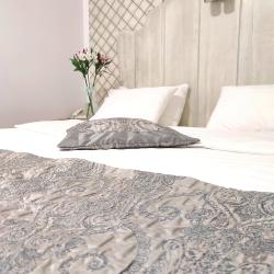 Номер улучшенный с 1 двуспальной кроватью