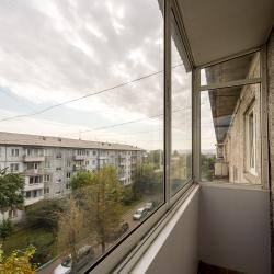 Фото Апартаменты Домино на проспекте Металлургов