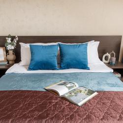 Номер стандарт с 1 двуспальной кроватью (мансарда)