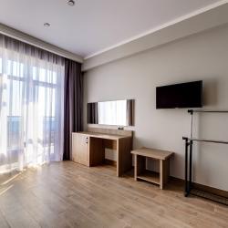 Фото Отель Family Pride Inn (Фэмили Прайд Инн)