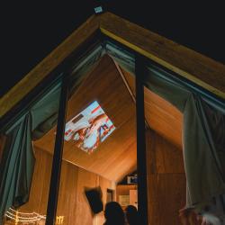Фото Отель Khan Glamping Goloustnoye (Хан Глэмпинг Голоустное)