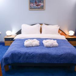 Номер люкс бизнес с 1 двуспальной кроватью