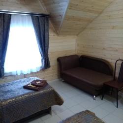 Номер стандарт с 2 односпальными кроватями (мансарда)