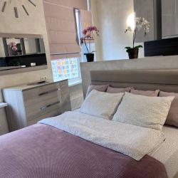 Фото Отель Malina Apartment (Малина Апартмент) на улице Липовой Рощи 1 корпус 1