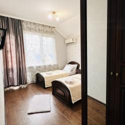 Фото Отель Гостевой дом Лотос