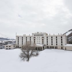 Фото Jermuk Hotel & SPA ( Отель и СПА)
