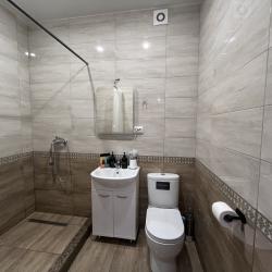 2-комнатные апартаменты люкс с 2 односпальными и 1 двуспальной кроватью