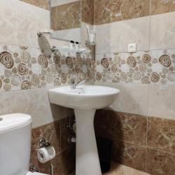 Номер стандарт с 1 двуспальной кроватью