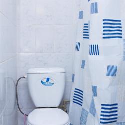 Фото Отель YourHouse (ЙоХаус) в 1-м микрорайоне 5