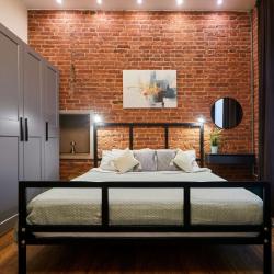 Фото Отель FlatStay Мойки 82| Трёшка у Исаакиевского собора в стиле Лофт, с просторной гостиной и 2-м ярусом