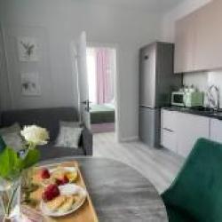 Фото Отель YellowPin Apartments (Йелоупин Апартментс)