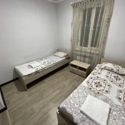 Фото Отель Bishkek Backpackers ( Бэкпакерс)