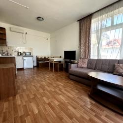 4-местный 1-комнатный номер студия комфорт с 1 двуспальной кроватью