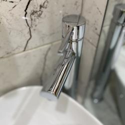 Комната студия улучшенная с 1 двуспальной кроватью