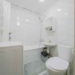 Фото Уютные апартаменты на улице Челюскинцев 27