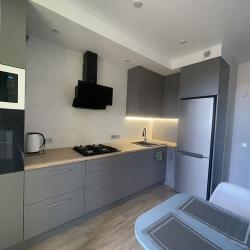 Фото Апартаменты на улице Тихая 6к2