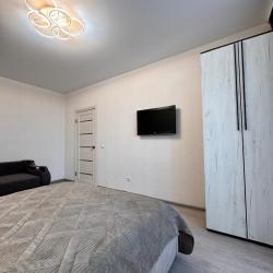 Фото Апартаменты на улице Чайковского 100