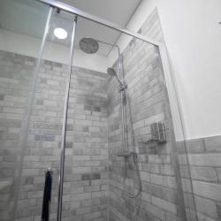 Номер улучшенный стандарт с 1 односпальной кроватью (с завтраком)