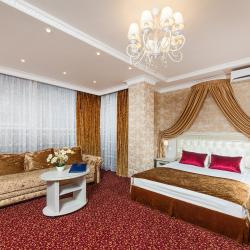 Номер комфорт с 1 двуспальной кроватью с балконом