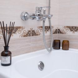 Фото Апартаменты Комфорт на улице Разведчика Ахмерова 3