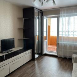 Фото Апартаменты на улице Тюленина 14