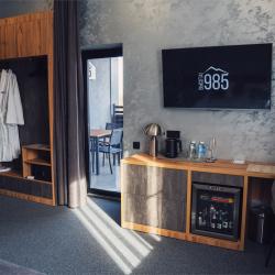 Номер улучшенный с 1 двуспальной кроватью и спа-бассейном