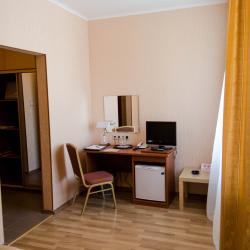 Номер стандарт с 1 двуспальной кроватью