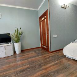 Фото Апартаменты на улице Свиридова