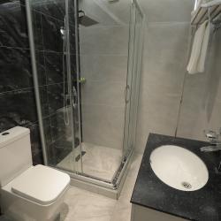 Номер стандарт с 1 двуспальной кроватью