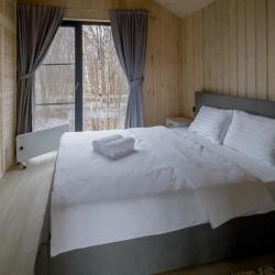 Фото Отель BarnHouse Village (БарнХаус Виллэдж)