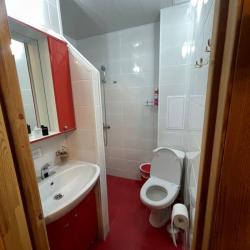 Комната стандарт с 1 двуспальной кроватью и диваном