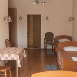 Номер стандарт с 5 односпальными кроватями