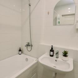 Фото Отель Privi House на Калашникова 11