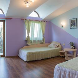 Номер стандарт улучшенный с 2 односпальными кроватями