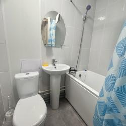 Номер эконом с 1 двуспальной кроватью