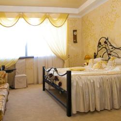 Плаза (Plaza) — 4080d385b4ede9fea2cef75a6db66413