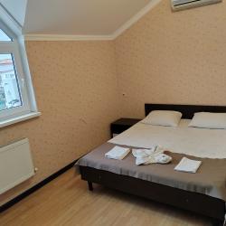 Номер стандарт с 1 двуспальной кроватью