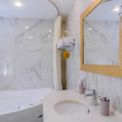 Апартаменты люкс с 1 двуспальной кроватью