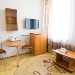 Номер стандарт улучшенный с 1 двуспальной кроватью