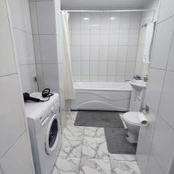 Фото Апартаменты на улице Мира 4В