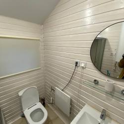 Коттедж стандарт с 2 односпальными и 1 двуспальной кроватью