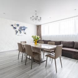 6-комнатные апартаменты улучшенные ул. Баумана д.26