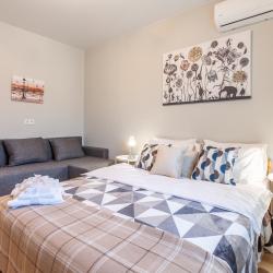 Фото Отель RentPlaza (РентПлаза) на 5-ой просеке 133