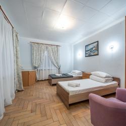 Большой коттедж с сауной