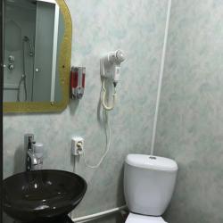 Номер стандарт с 1 двуспальной кроватью